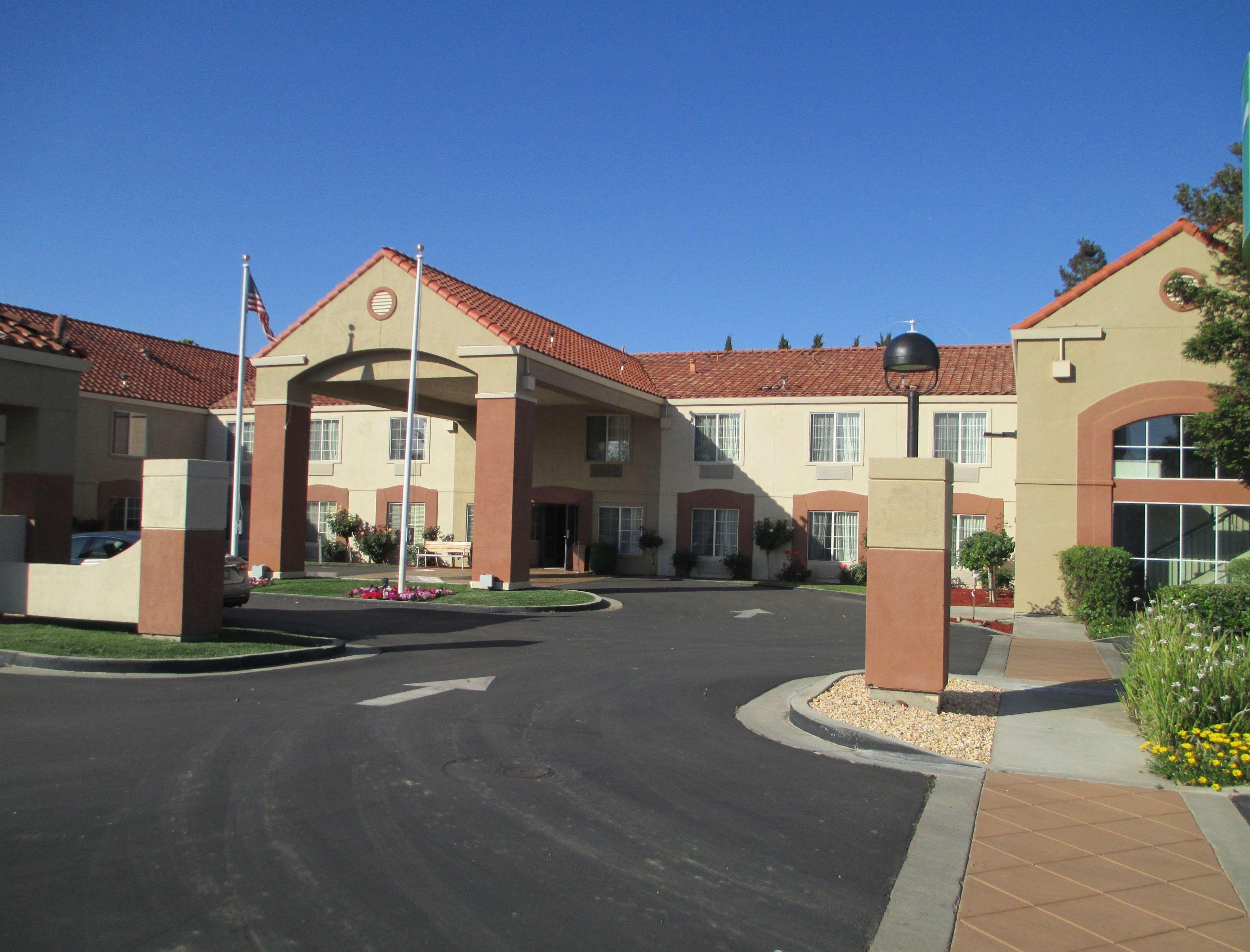 Best Western Brentwood Inn Exterior foto